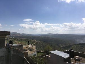 Blick von Ibrahims Dach auf die wunderbare Landschaft ©EAPPI 