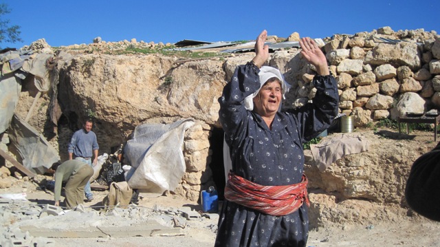 In Khirbet Tana