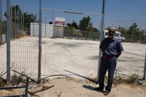 Jüngstes Objekt einer israelischen „Demolition Order“ – das neu errichtete Spielfeld für die Bewohner von Nabi Samwil. Foto © EAPPI